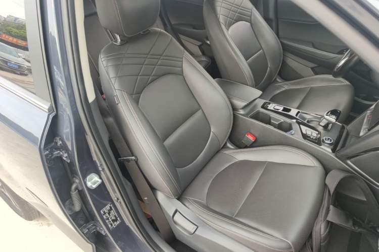Used Hyundai ix35 2021 2.0L Automatic 2WD GLS Leading Edition Right Front Seat