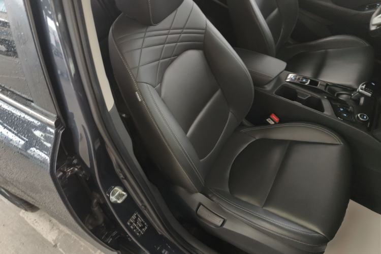 Used Hyundai ix35 2021 2.0L Automatic 2WD GLS Leading Edition Right Front Seat