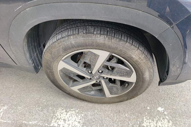Used Hyundai ix35 2021 2.0L Automatic 2WD GLS Leading Edition Right Front Wheel Hub