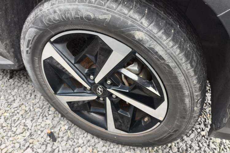 Used Hyundai ix35 2021 2.0L Automatic 2WD GLS Leading Edition Right Front Wheel Hub