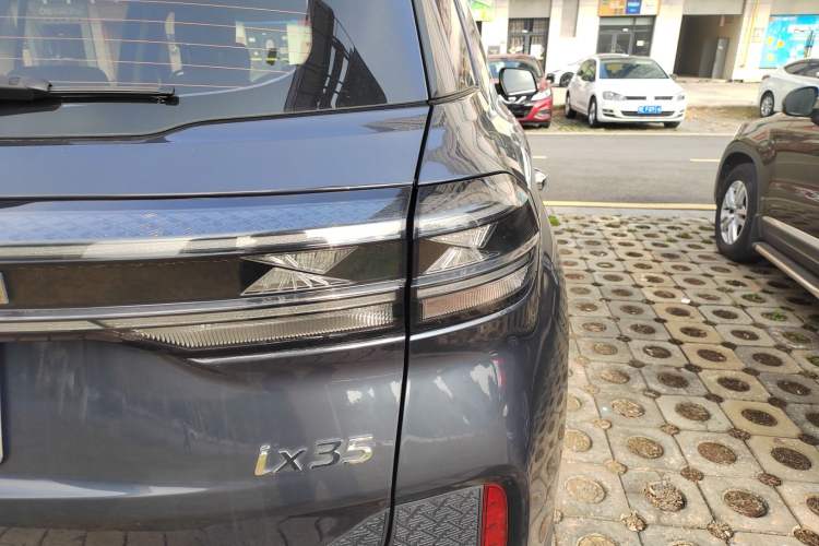 Used Hyundai ix35 2021 2.0L Automatic 2WD GLS Leading Edition Right Rear Taillight
