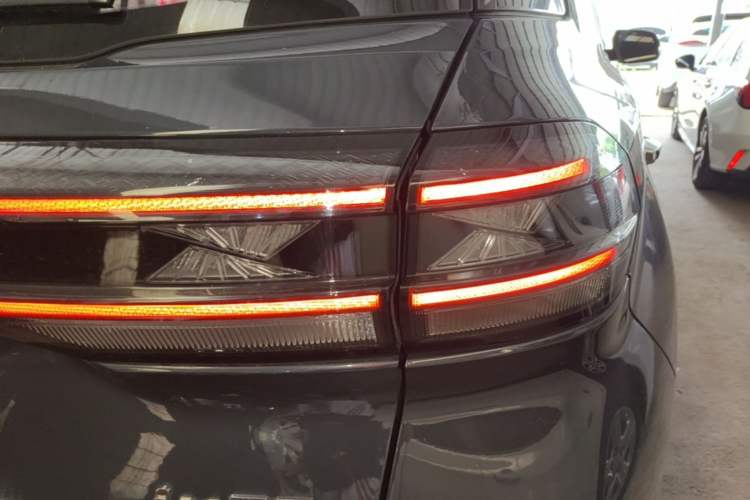 Used Hyundai ix35 2021 2.0L Automatic 2WD GLS Leading Edition Right Rear Taillight