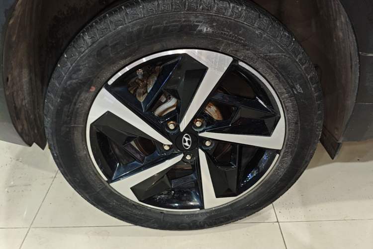 Used Hyundai ix35 2021 2.0L Automatic 2WD GLS Leading Edition Right Rear Wheel Hub