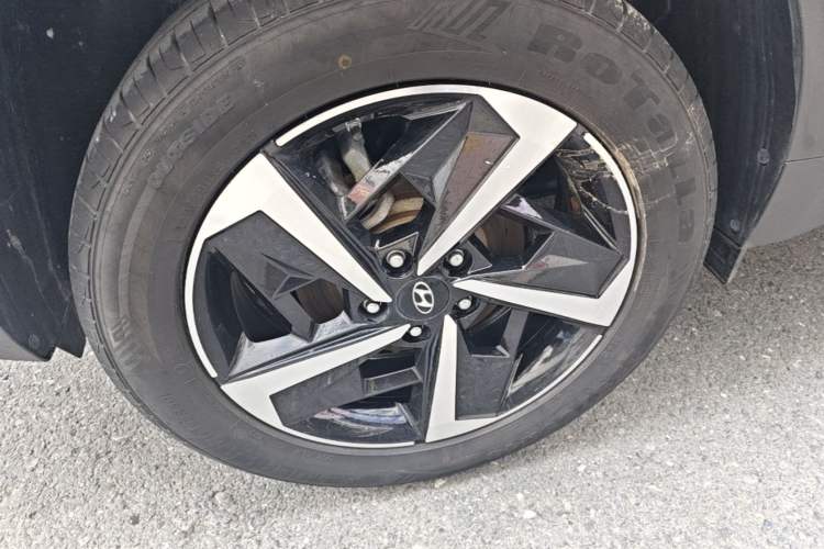 Used Hyundai ix35 2021 2.0L Automatic 2WD GLS Leading Edition Right Rear Wheel Hub
