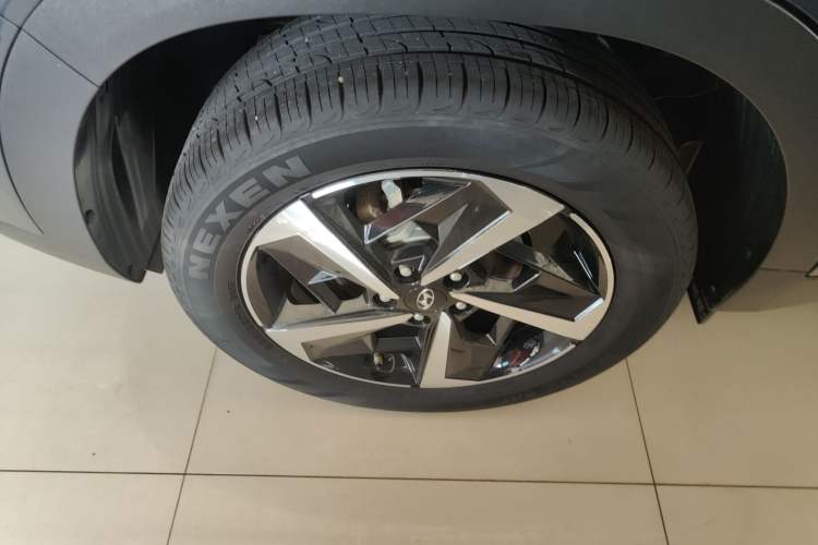Used Hyundai ix35 2021 2.0L Automatic 2WD GLS Leading Edition Right Rear Wheel Hub