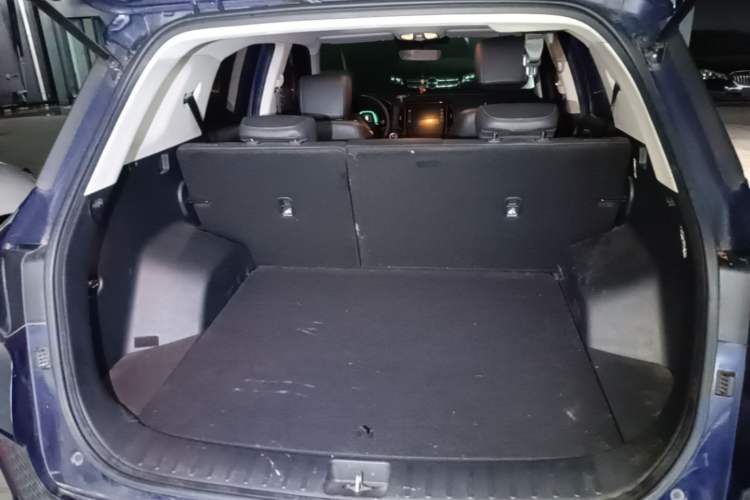 Used Hyundai ix35 2021 2.0L Automatic 2WD GLS Leading Edition Trunk