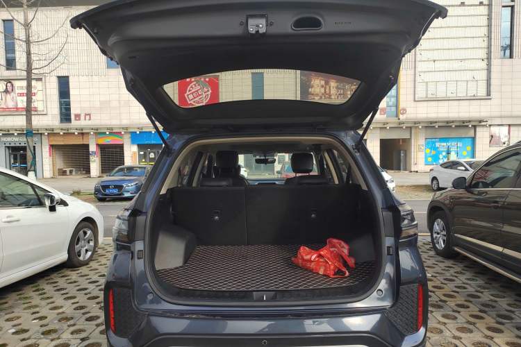 Used Hyundai ix35 2021 2.0L Automatic 2WD GLS Leading Edition Trunk