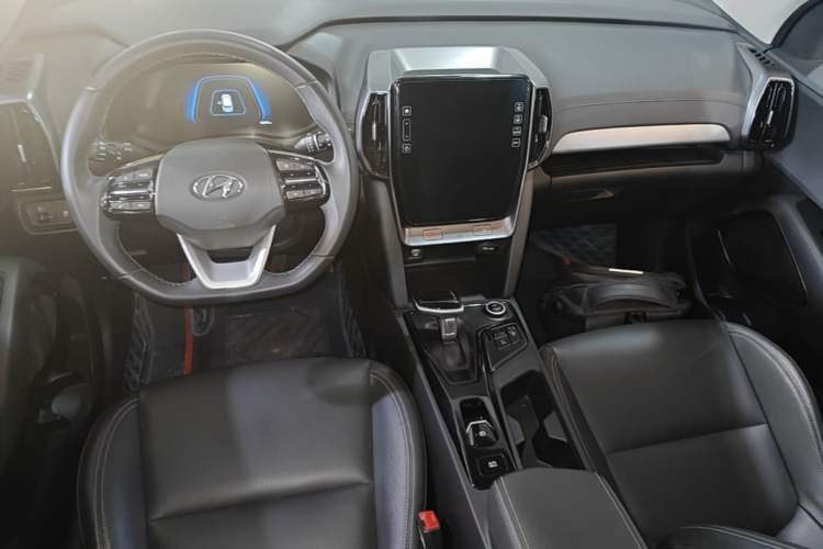 Used Hyundai ix35 2021 2.0L Automatic 2WD GLS Leading Edition Center Console