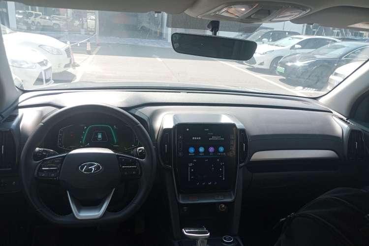 Used Hyundai ix35 2021 2.0L Automatic 2WD GLS Leading Edition Center Console