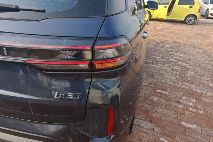Used Hyundai ix35 2021 2.0L Automatic 2WD GLS Leading Edition Exterior 3