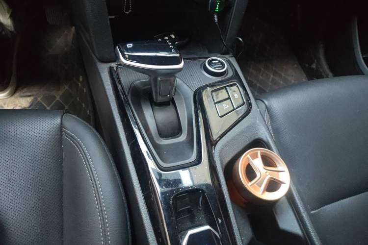 Used Hyundai ix35 2021 2.0L Automatic 2WD GLS Leading Edition Gear Lever