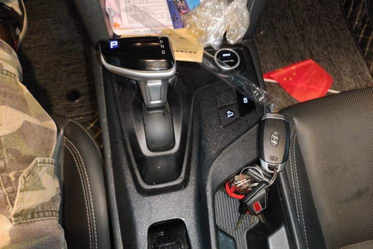 Used Hyundai ix35 2021 2.0L Automatic 2WD GLS Leading Edition Gear Lever