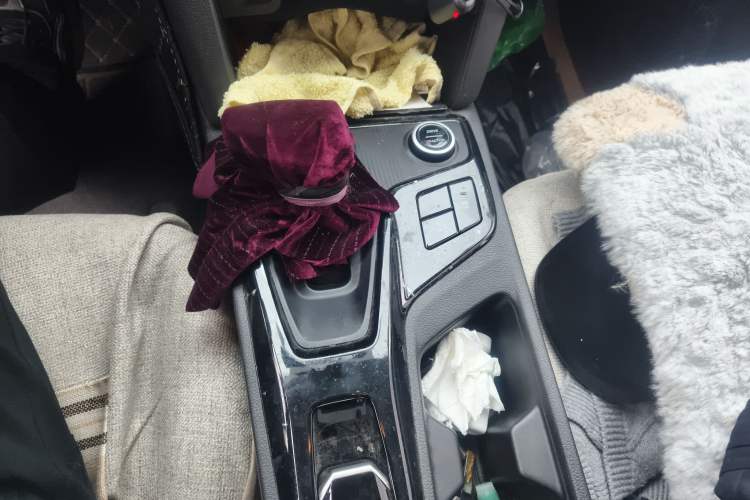 Used Hyundai ix35 2021 2.0L Automatic 2WD GLS Leading Edition Gear Lever
