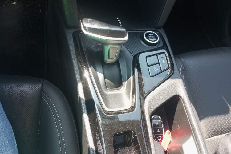 Used Hyundai ix35 2021 2.0L Automatic 2WD GLS Leading Edition Gear Lever