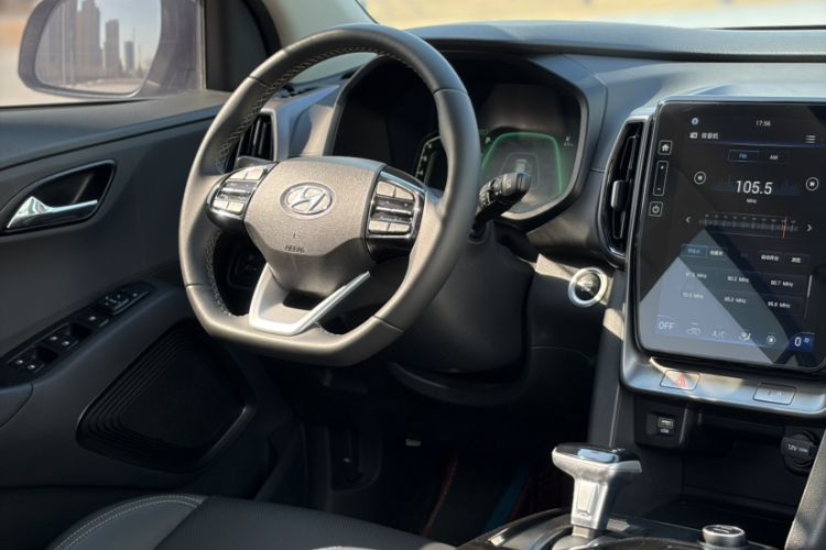Used Hyundai ix35 2021 2.0L Automatic 2WD GLS Leading Edition Interior 10