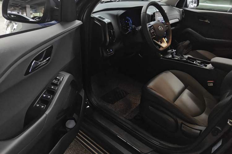 Used Hyundai ix35 2021 2.0L Automatic 2WD GLS Leading Edition Interior 3