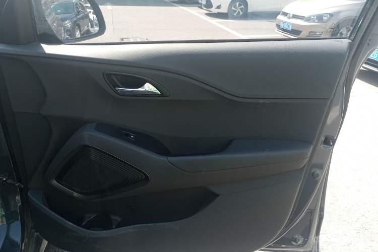 Used Hyundai ix35 2021 2.0L Automatic 2WD GLS Leading Edition Right Front Door Interior