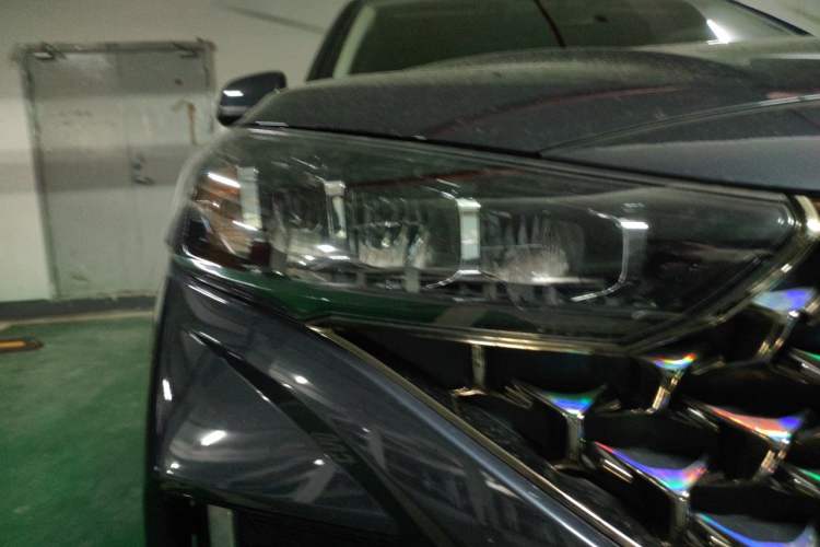 Used Hyundai ix35 2021 2.0L Automatic 2WD GLS Leading Edition Right Front Headlight