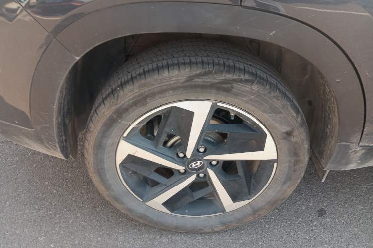 Used Hyundai ix35 2021 2.0L Automatic 2WD GLS Leading Edition Right Rear Wheel Hub