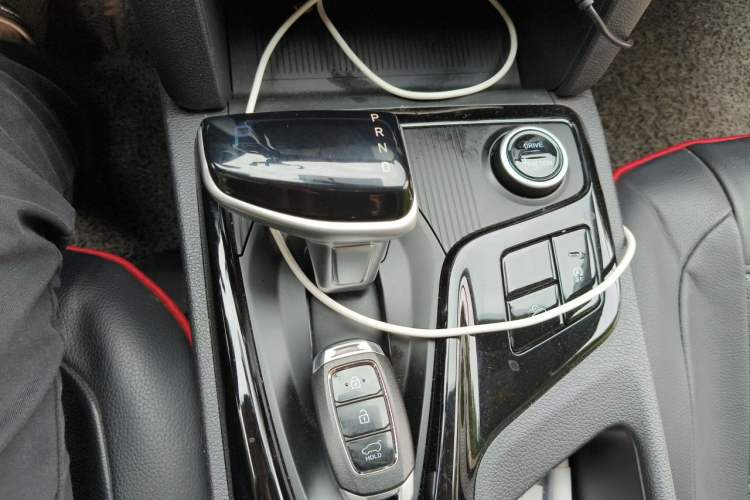 Used Hyundai ix35 2021 2.0L Automatic 2WD GLS Leading Edition Gear Lever