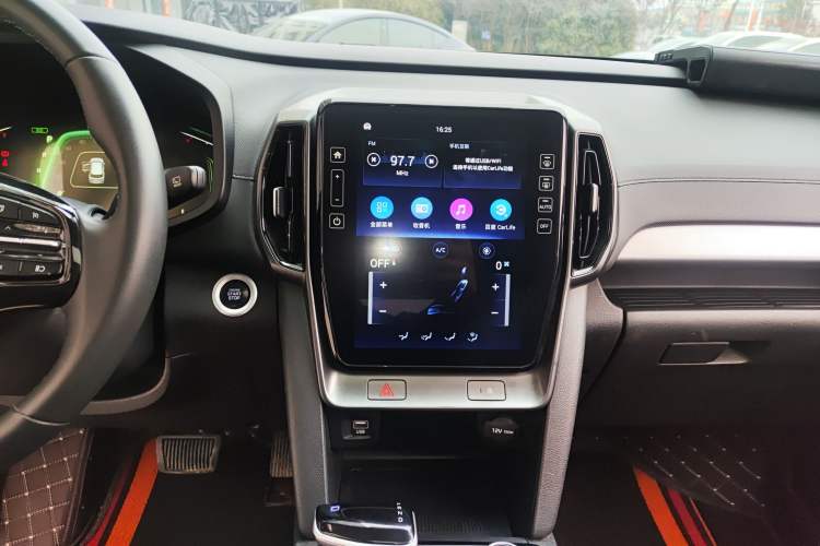Used Hyundai ix35 2021 2.0L Automatic 2WD GLS Leading Edition Audio And AC Panel