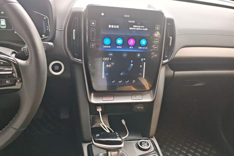 Used Hyundai ix35 2021 2.0L Automatic 2WD GLS Leading Edition Audio And AC Panel