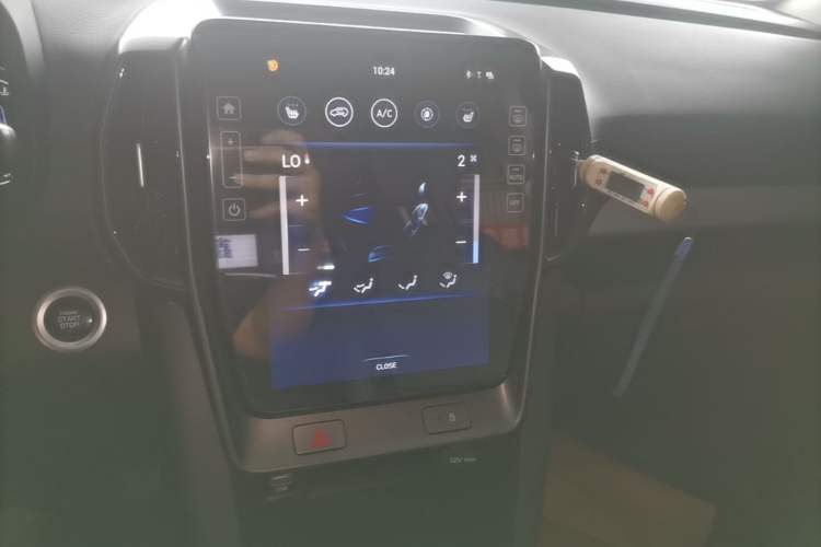 Used Hyundai ix35 2021 2.0L Automatic 2WD GLS Leading Edition Audio And AC Panel