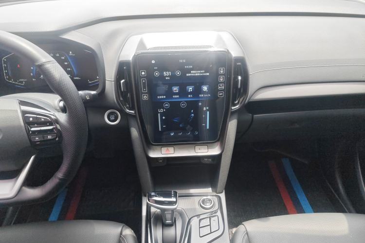 Used Hyundai ix35 2021 2.0L Automatic 2WD GLS Leading Edition Audio And AC Panel
