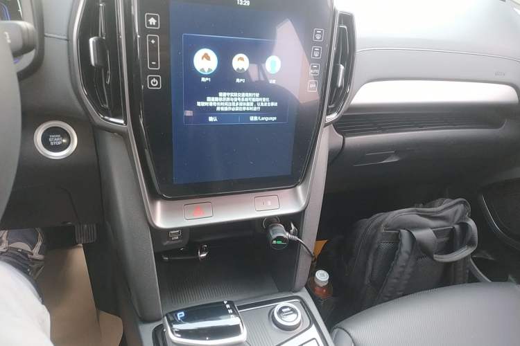 Used Hyundai ix35 2021 2.0L Automatic 2WD GLS Leading Edition Audio And AC Panel