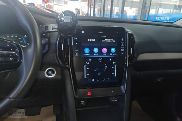 Used Hyundai ix35 2021 2.0L Automatic 2WD GLS Leading Edition Audio And AC Panel