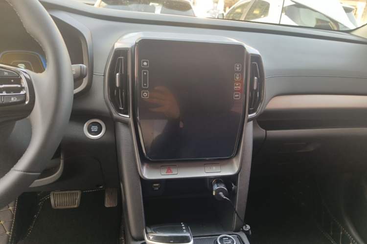 Used Hyundai ix35 2021 2.0L Automatic 2WD GLS Leading Edition Audio And AC Panel