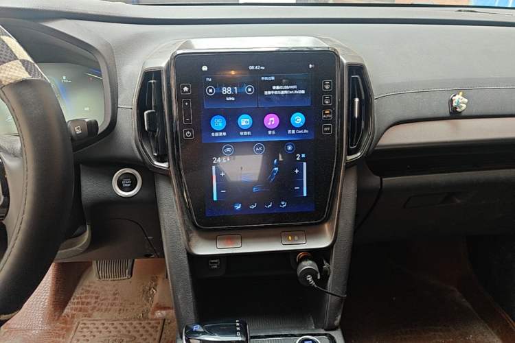 Used Hyundai ix35 2021 2.0L Automatic 2WD GLS Leading Edition Audio And AC Panel