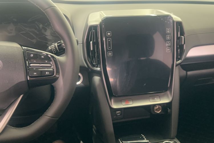 Used Hyundai ix35 2021 2.0L Automatic 2WD GLS Leading Edition Audio And AC Panel