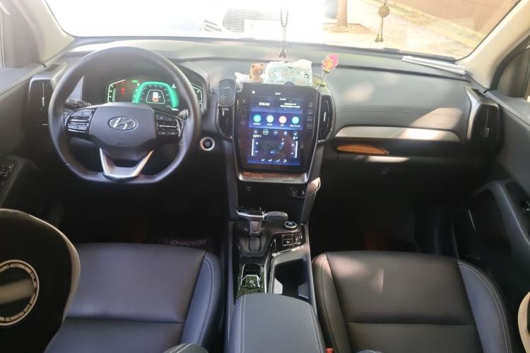 Used Hyundai ix35 2021 2.0L Automatic 2WD GLS Leading Edition Center Console