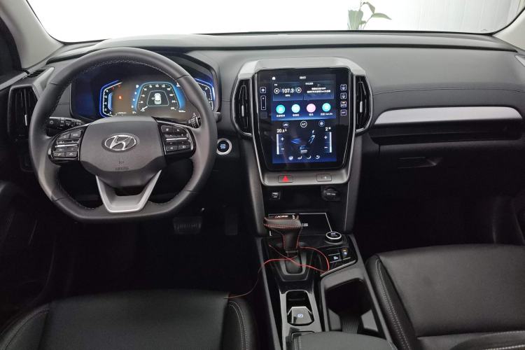 Used Hyundai ix35 2021 2.0L Automatic 2WD GLS Leading Edition Center Console