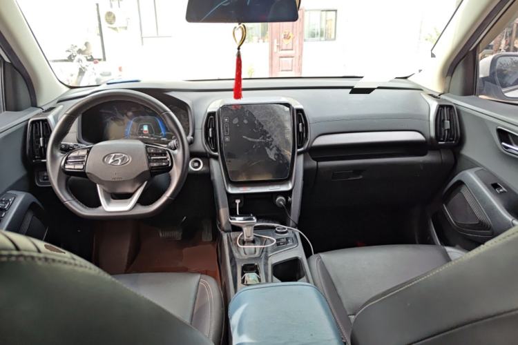 Used Hyundai ix35 2021 2.0L Automatic 2WD GLS Leading Edition Center Console