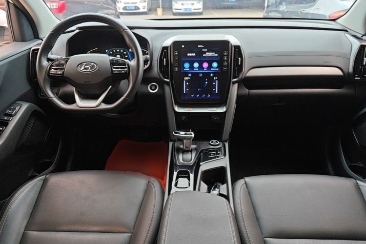 Used Hyundai ix35 2021 2.0L Automatic 2WD GLS Leading Edition Center Console