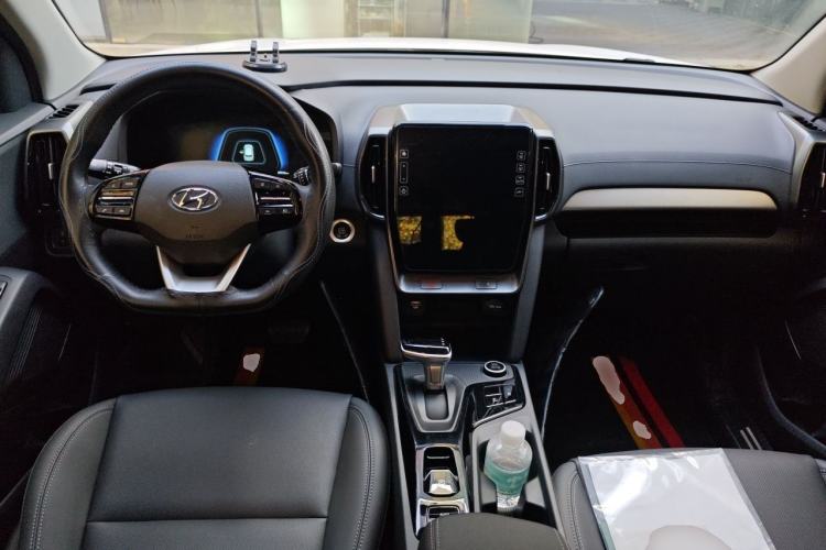 Used Hyundai ix35 2021 2.0L Automatic 2WD GLS Leading Edition Center Console