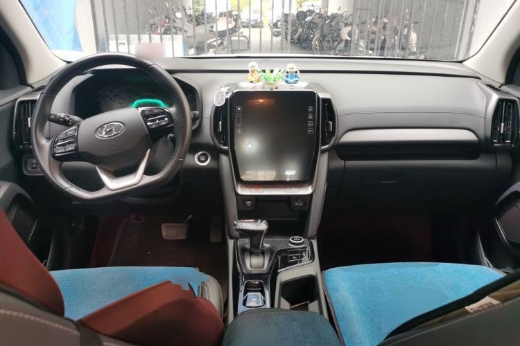Used Hyundai ix35 2021 2.0L Automatic 2WD GLS Leading Edition Center Console