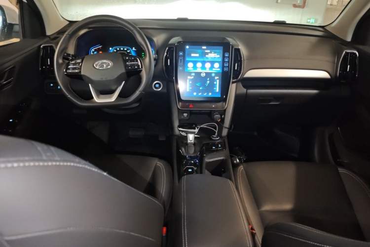 Used Hyundai ix35 2021 2.0L Automatic 2WD GLS Leading Edition Center Console