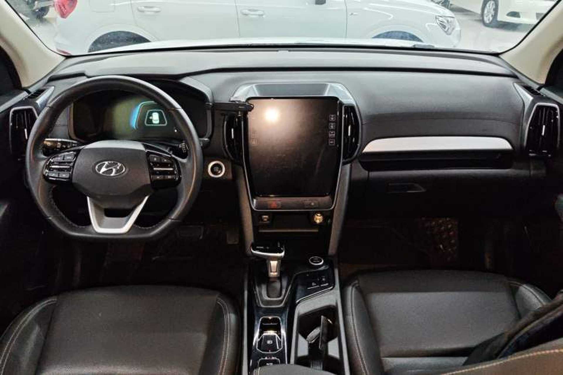 Used Hyundai ix35 2021 2.0L Automatic 2WD GLS Leading Edition Center Console
