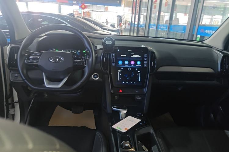 Used Hyundai ix35 2021 2.0L Automatic 2WD GLS Leading Edition Center Console
