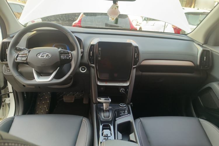 Used Hyundai ix35 2021 2.0L Automatic 2WD GLS Leading Edition Center Console