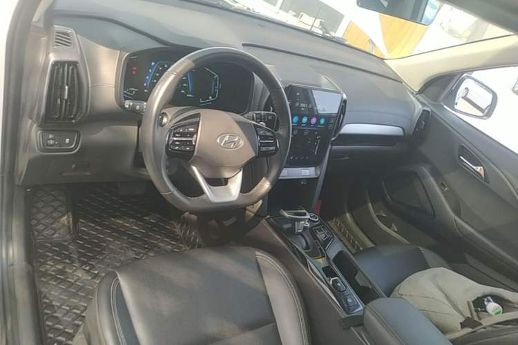 Used Hyundai ix35 2021 240TGDi DCT Two-Wheel-Drive GLS Leading Edition Center Console