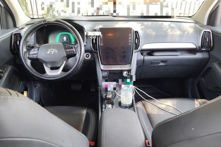 Used Hyundai ix35 2021 2.0L Automatic 2WD GLS Leading Edition Center Console