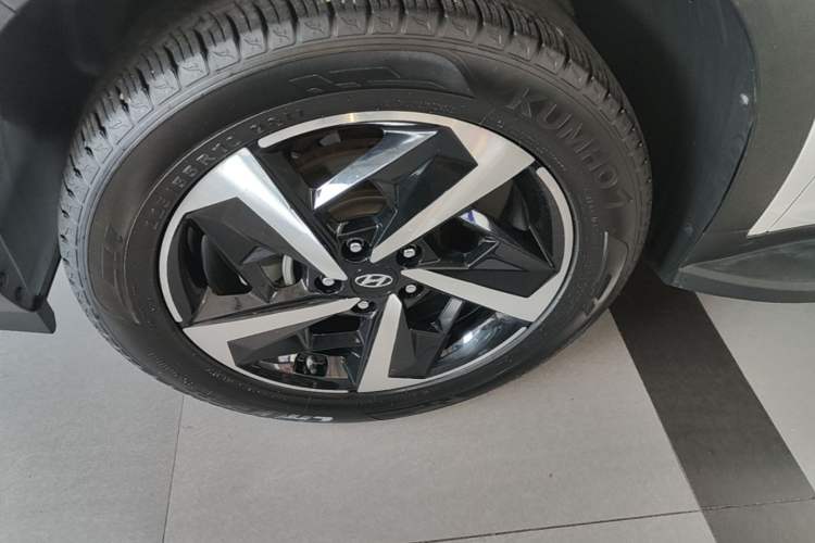 Used Hyundai ix35 2021 240TGDi DCT Two-Wheel-Drive GLS Leading Edition Exterior 4