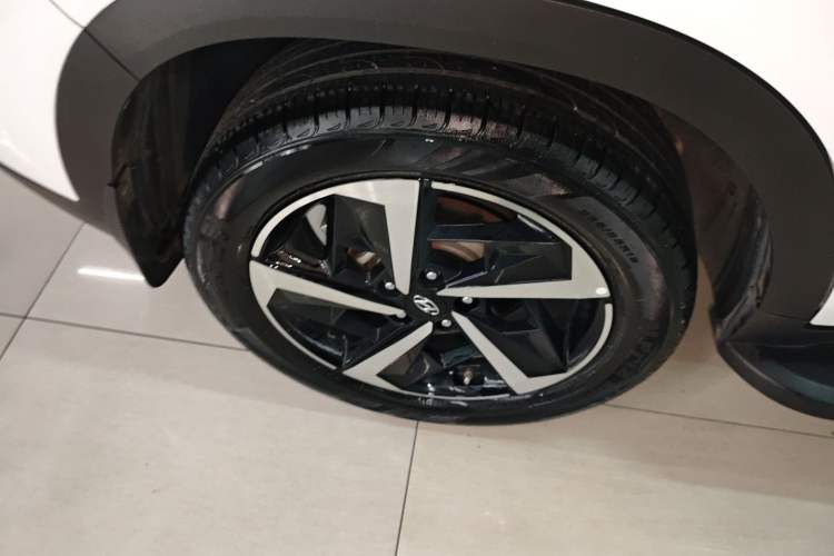 Used Hyundai ix35 2021 2.0L Automatic 2WD GLS Leading Edition Exterior 5