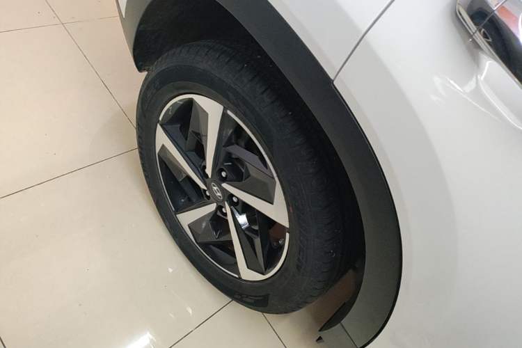 Used Hyundai ix35 2021 2.0L Automatic 2WD GLS Leading Edition Exterior 5