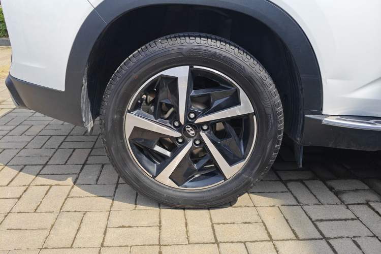Used Hyundai ix35 2021 240TGDi DCT Two-Wheel-Drive GLS Leading Edition Exterior 5