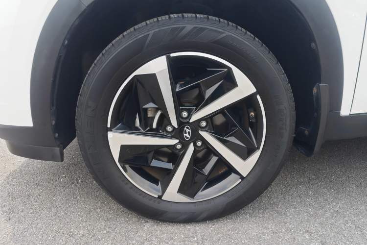 Used Hyundai ix35 2021 2.0L Automatic 2WD GLS Leading Edition Exterior 8